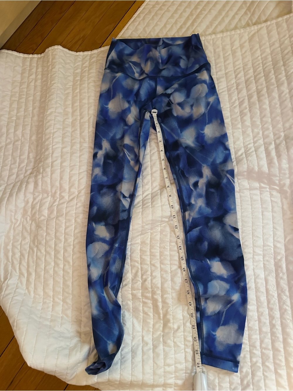 Lululemon Wunder Under Hi-Rise Tight 
Blush Blossom Alpine White Midnight Navy-4
